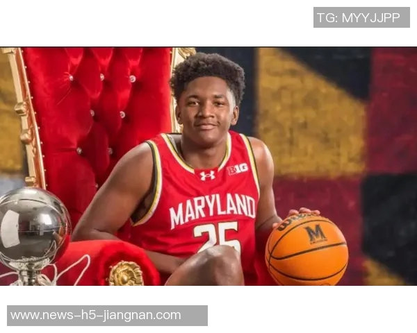 新秀中锋奎因表现起伏10投仅3中贡献9分8篮板3助攻2盖帽2失误