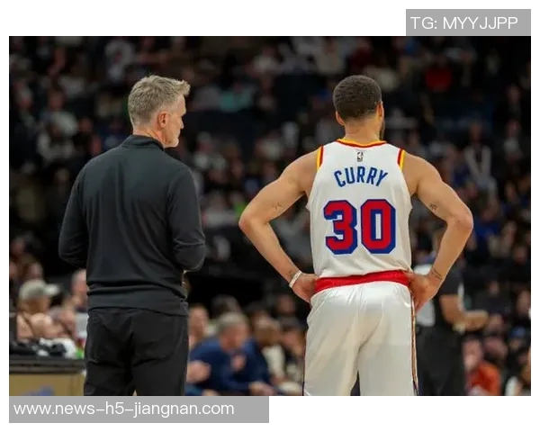 库里期待科尔调整轮换关键在于如何搭配追梦与巴特勒