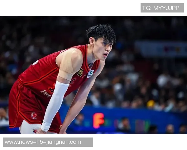 领先40分却未能上场曾凡博本场比赛未被安排出场机会